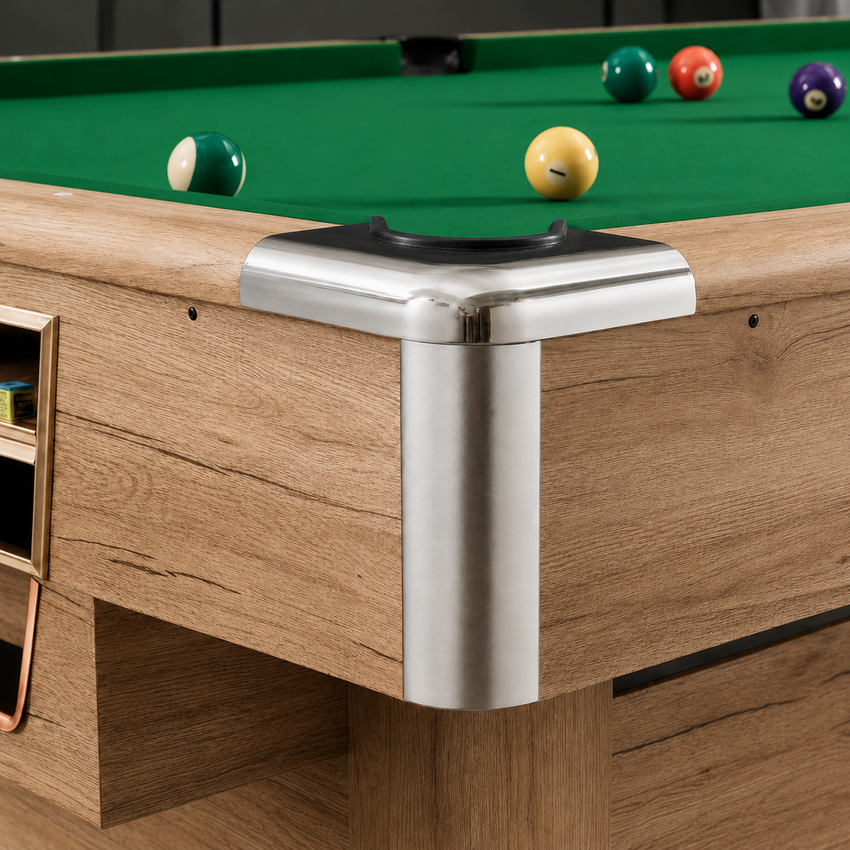Maverick - Oak Pool Table Felt & Flipper