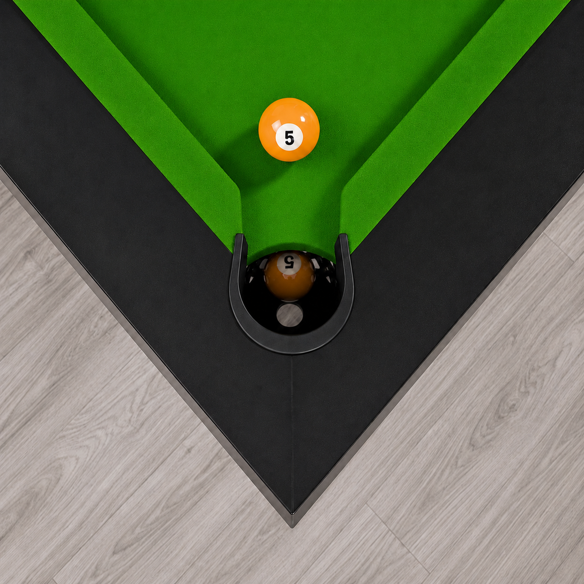 Xara - Cross Pool Table Felt & Flipper
