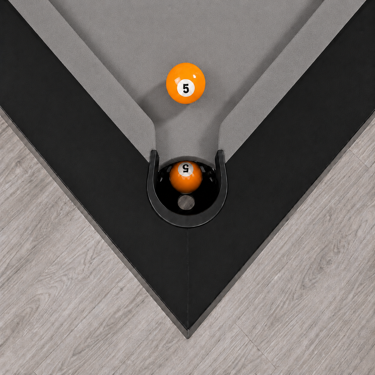 Xara - Cross Pool Table Felt & Flipper