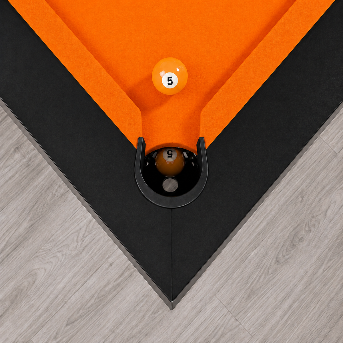 Xara - Cross Pool Table Felt & Flipper